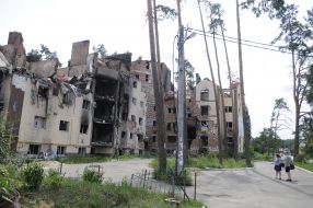 Зруйнована будівля у м. Ірпінь