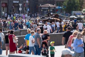"Parade" of destroyed Russian military equipment on Khreschatyk