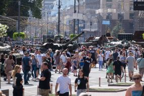 "Parade" of destroyed Russian military equipment on Khreschatyk