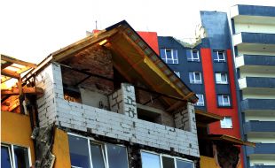 Restoration of a building in Irpin