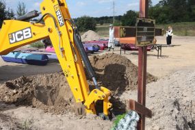 Burial of unidentified bodies of people who died and died during the occupation at the city cemetery in Bucha