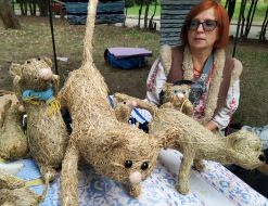 Decorative toys made of straw