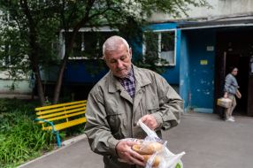 Man carries bread