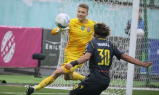 Ukrainian football championship. FC "Rukh" (Lviv) - FC "Zorya" (Luhansk)