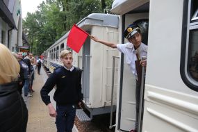 Passengers near the train at the Kyiv Children's Passenger Railway station