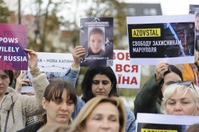 Флешмоб в поддержку женщин- военнослужащих