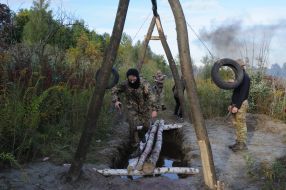 Military training for civilians in the Lviv region