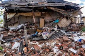 The ruined house in Prudyanka village
