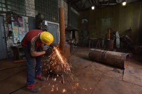 Production of potbelly stoves for heating shelters in Lviv
