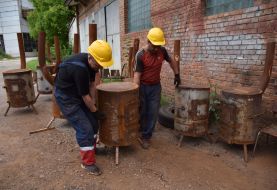 Production of potbelly stoves for heating shelters in Lviv