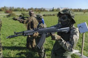 Military training for civilians in Lviv