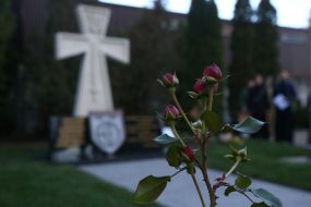 Памятник в честь киевлян – защитников Украины в Киеве