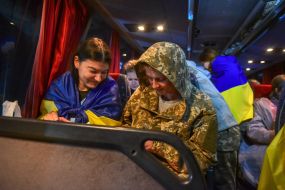 Women released from Russian captivity