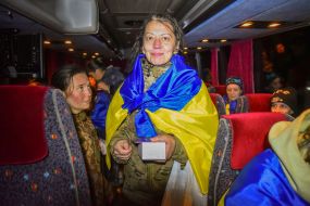 Women released from Russian captivity