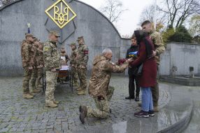Церемония прощания с погибшим подполковником Дмитрием Кучинским