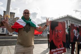 Акція протесту іранської діаспори проти участі Ірану в російській війні з Україною