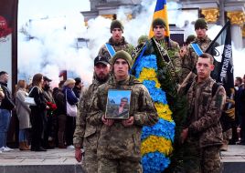 Церемония прощания с погибшим морским пехотинцем Максимом Токаревым