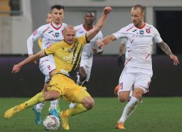 Soccer. FC "Rukh" (Lviv) - FC "Kryvbas" (Kryvyi Rih)