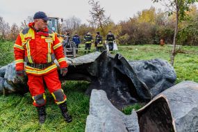 Демонтаж пам'ятника радянським "визволителям" в Ужгороді