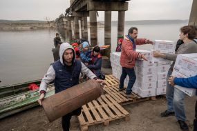 Представители Красного Креста