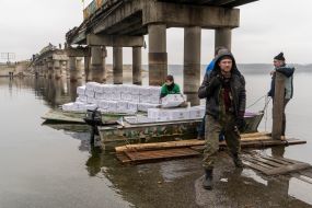 Представители Красного Креста