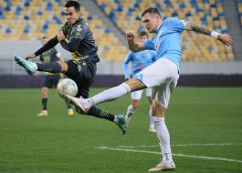Soccer. Championship of Ukraine. FC "Rukh" (Lviv) - FC "Minai"