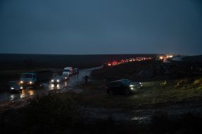 Машины на трассе Херсон-Николаев