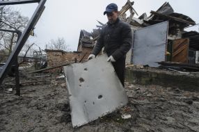 Последствия ракетных обстрелов в селе Солонка во Львовской области