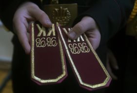 Schoolchildren received cadet shoulder straps at the lyceum-boarding school of the Cadet Corps