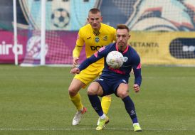 Soccer. FC "Minai" and FC "Metalist" (Kharkiv)