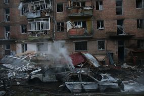 Последствия ракетных обстрелов российских оккупантов в Вышгороде