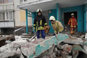 Dismantling the rubble of destroyed buildings in Kharkov