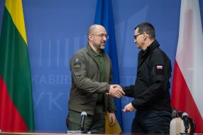 Denys Shmyhal, Mateusz Moravetskyi