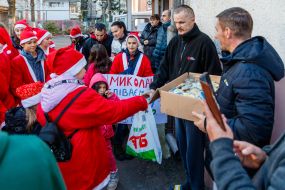A charity parade with the slogan "Meet Mykola - Help the Armed Forces of Ukraine"