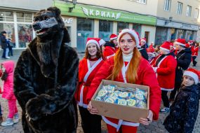 A charity parade with the slogan "Meet Mykola - Help the Armed Forces of Ukraine"