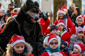 A charity parade with the slogan "Meet Mykola - Help the Armed Forces of Ukraine"