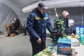 New Year tree at the point of invincibility in Zaporozhye