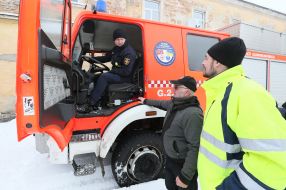 Transfer of aid to units of the State Emergency Service in the Dnipropetrovsk region