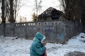 Поврежденное админздание в Киеве