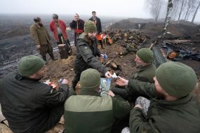 Artists and soldiers