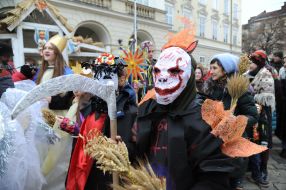 Processions on the occasion of the establishment of the main didukh of the city