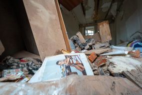 Apartment building destroyed by shelling