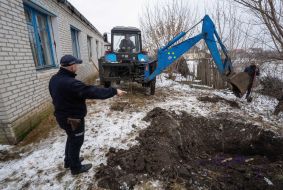 Exhumation of the body of a dead woman in Kharkov region