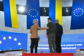 Ursula von der Leyen, Volodymyr Zelenskyi, Denys Shmyhal