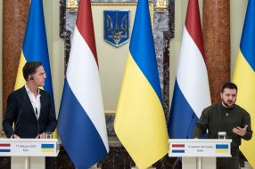 Volodymyr Zelenskyi and Mark Rutte