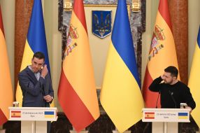 Volodymyr Zelenskyi and Pedro Sanchez