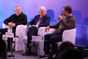 Andriy Kostin, Didier Reynders, Dmytro Kuleba