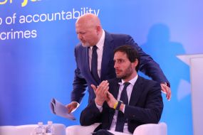 Karim Khan, Wopke Hoekstra