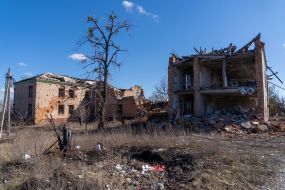Destroyed school in the village of Gorokhovatka
