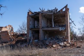 Destroyed school in the village of Gorokhovatka